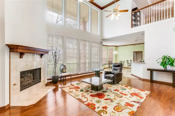 1119 Creekwood Drive, Garland, TX 75044