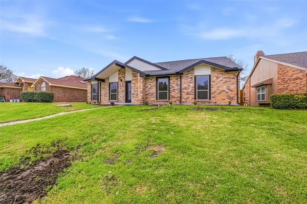 2929 Kingswood Drive, Garland, TX 75040