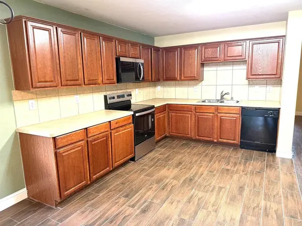 13042 Barbarosa Drive, Frisco, TX 75035