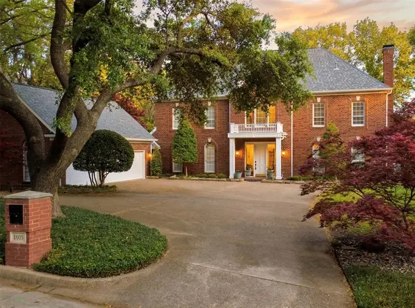 1605 Mariah Bay Circle, Heath, TX 75032