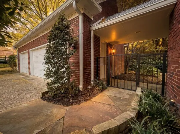 1605 Mariah Bay Circle, Heath, TX 75032