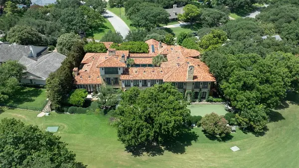 6236 Indian Creek Drive, Fort Worth, TX 76107