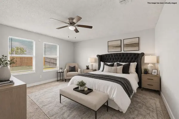 124 Sandlewood Drive, Terrell, TX 75160