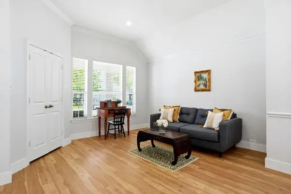 112 Silkwood, Grapevine, TX 76051