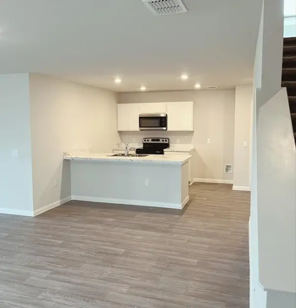 820 Bluffview Drive, Cleburne, TX 76031