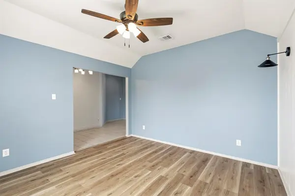 108 Clydesdale Drive, Fate, TX 75087