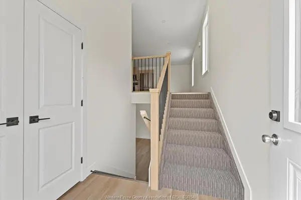 2471-1 FRONT Road, Lasalle, ON N9J 2C5