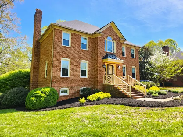 100 Jameson CT, Lynchburg, VA 24503