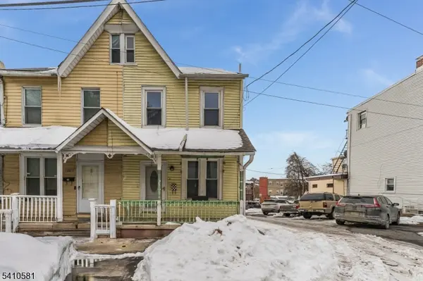 12 Brainard St, Phillipsburg Town, NJ 08865