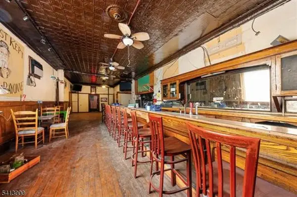 378 Avenue C, Bayonne City, NJ 07002