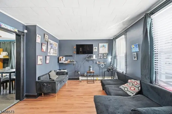 191 Cambridge Ave, Garfield City, NJ 07026