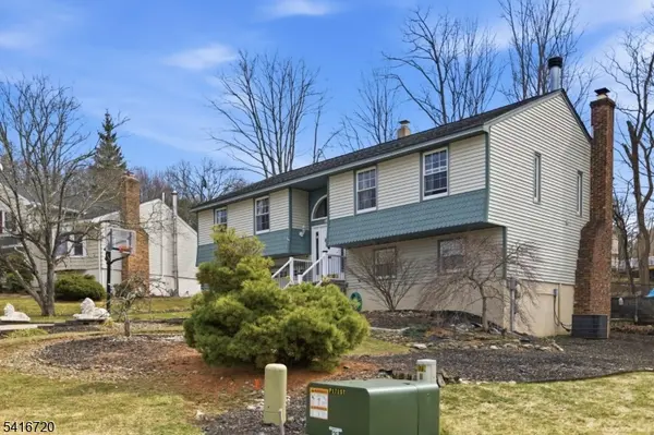 4 Shelley Ct, Sparta Twp., NJ 07871