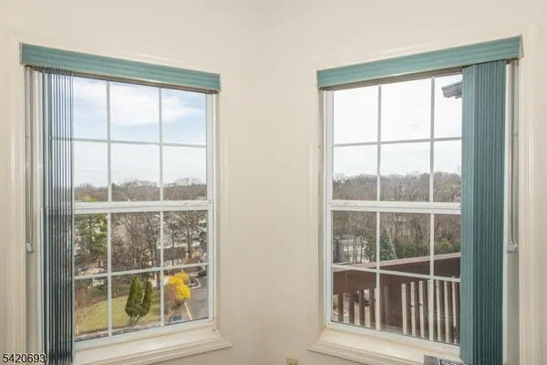 375 Rifle Camp Rd #403, Woodland Park, NJ 07424