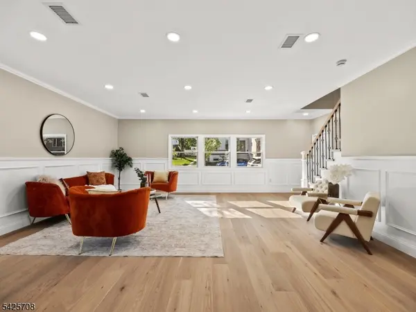 432 Jefferson St, Carlstadt Boro, NJ 07072