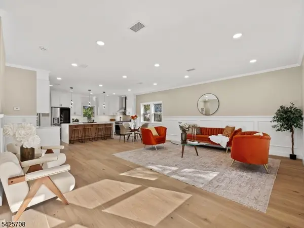 432 Jefferson St, Carlstadt Boro, NJ 07072