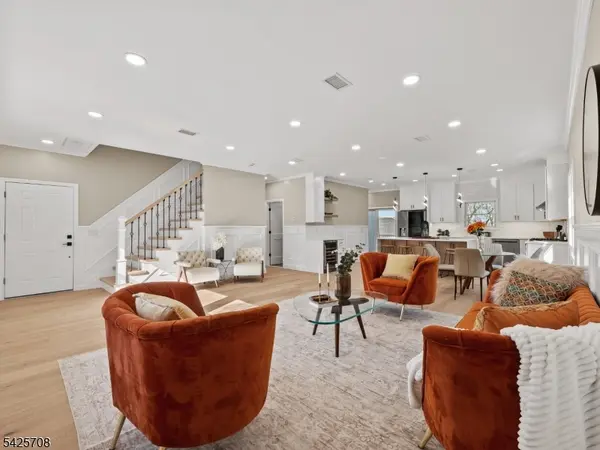 432 Jefferson St, Carlstadt Boro, NJ 07072