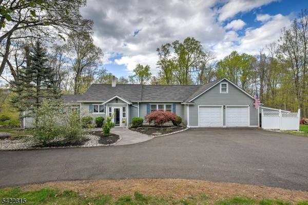 9 Zion Rd, East Amwell Twp., NJ 08525