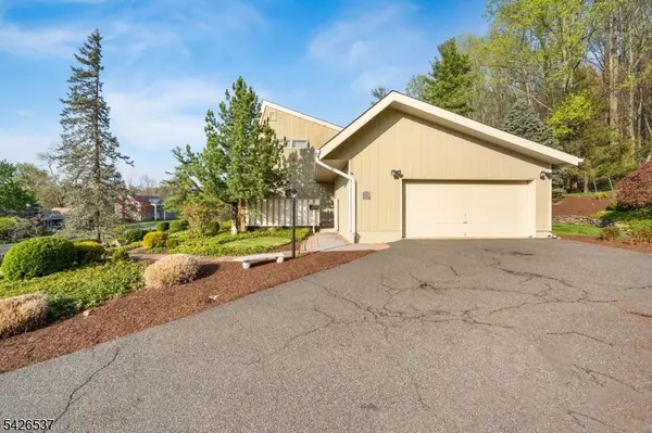 72 Bald Eagle Rd, Allamuchy Twp., NJ 07840