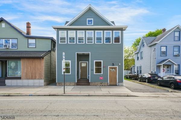 532 Ringwood Ave, Wanaque Boro, NJ 07465