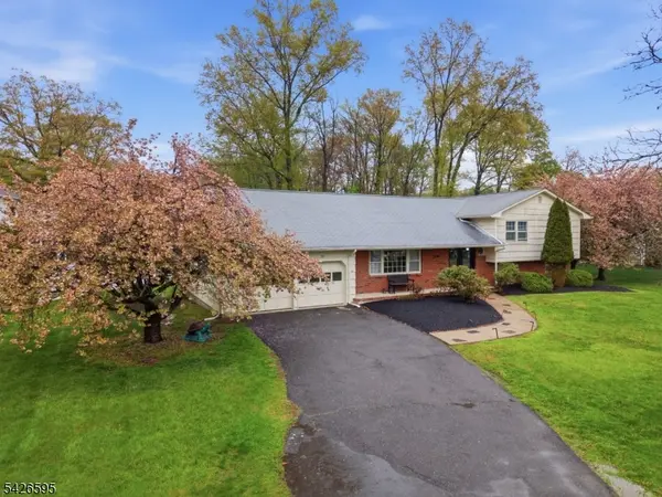 30 Cheryl Rd, Montville Twp., NJ 07058