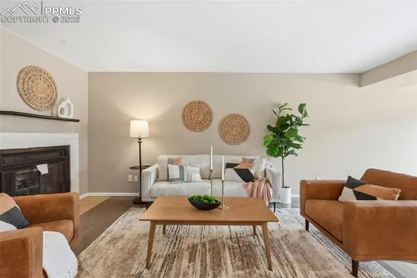 2111 Mount Washington AVE, Colorado Springs, CO 80906