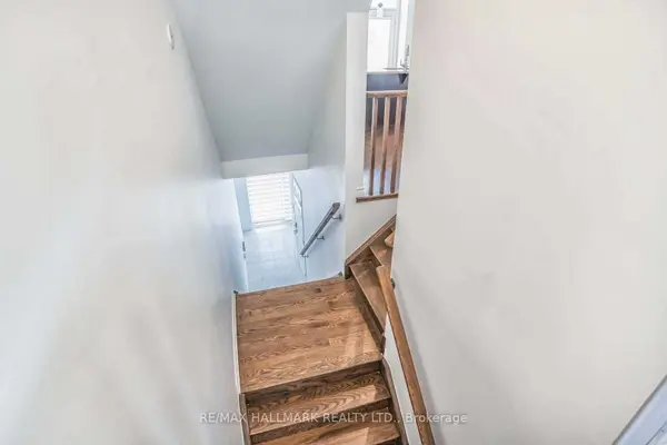 34 Heron Park PL, Toronto E10, ON M1E 0B8
