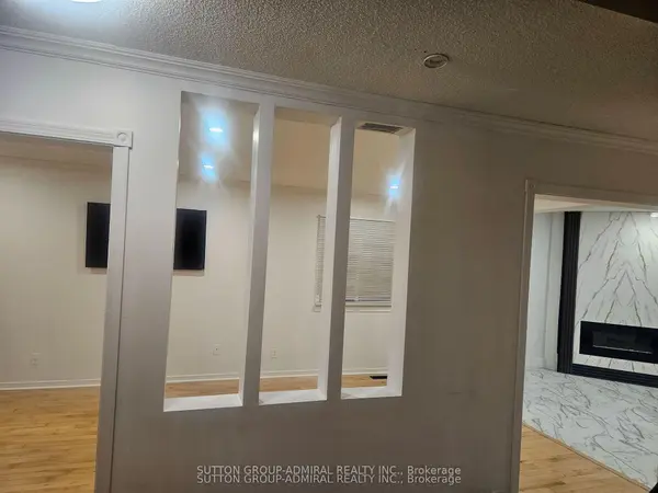 32 Magani DR, Bradford West Gwillimbury, ON L3Z 2S7