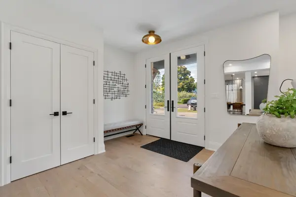 271 Codrington ST, Barrie, ON L4M 1S7