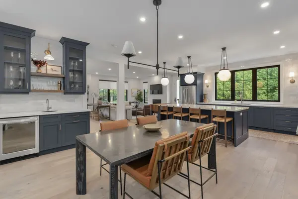 271 Codrington ST, Barrie, ON L4M 1S7