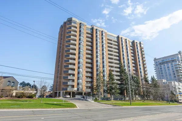 3845 Lake Shore BLVD W #411, Toronto W06, ON M8W 4Y3