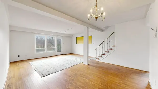 2538 Barcella CRES, Mississauga, ON L5K 1E2