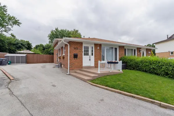 3675 Glencolin CT #UPPER, Mississauga, ON L5C 2G3