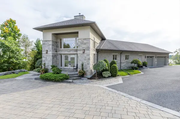 44 Fire Route 70 Route, Galway-cavendish And Harvey, ON K0L 1J0