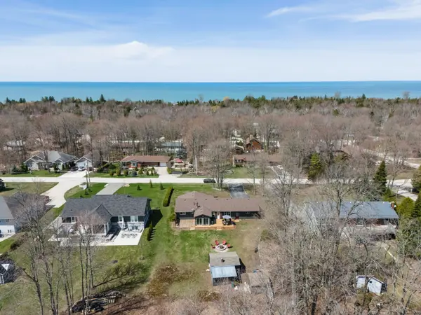 90 Carson Lake CRES, South Bruce Peninsula, ON N0H 2G0