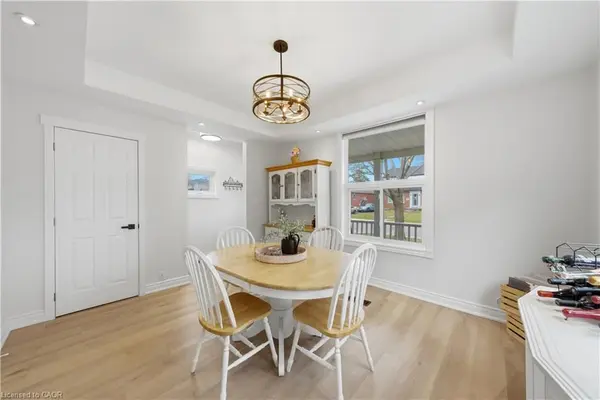 191 BELL AVE, Hamilton, ON L8K 3E5