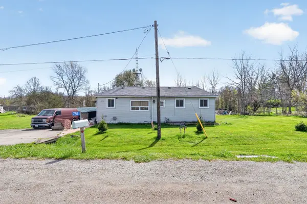 751 Bowen RD, Fort Erie, ON L2A 5M4