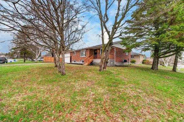 786 Milford DR, Kingston, ON K7P 1A8