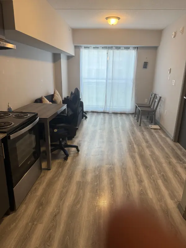 275 Larch ST #214, Waterloo, ON N2L 3R2