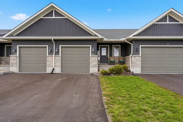 10 SANDHU CRES, Belleville, ON K8P 0G6