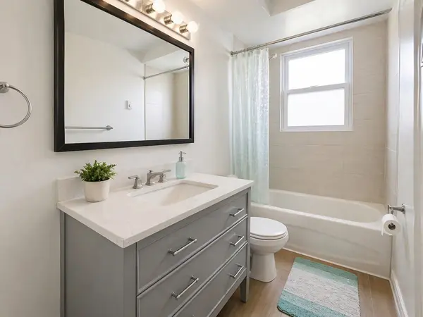 358 Grey ST #1, Brantford, ON N3S 4X4