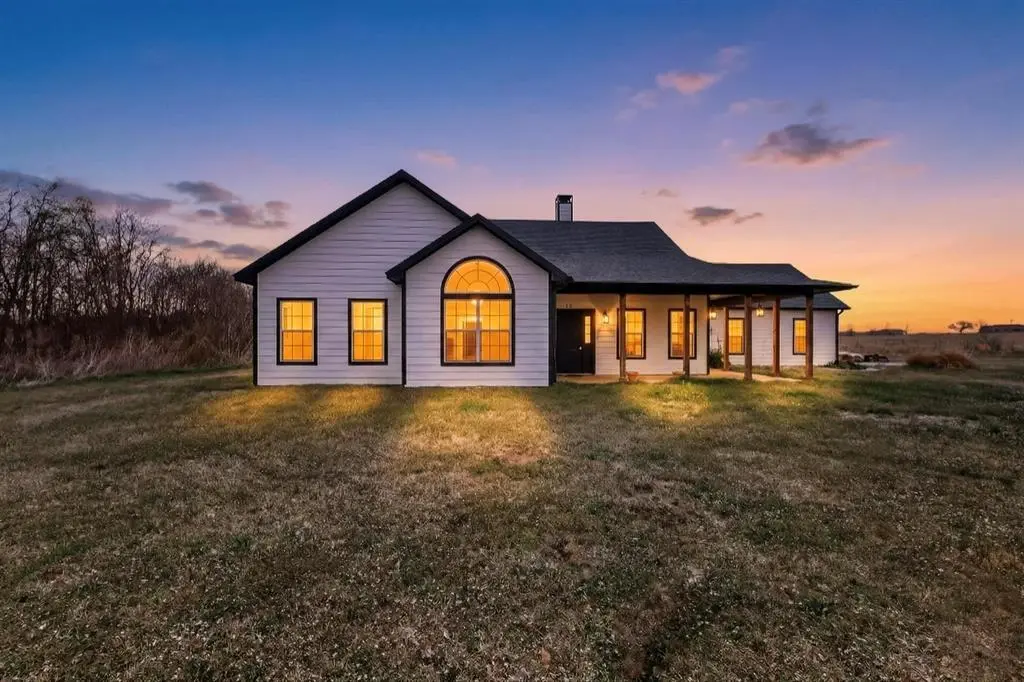 400 Vz County Road 4211, Ben Wheeler, TX 75754