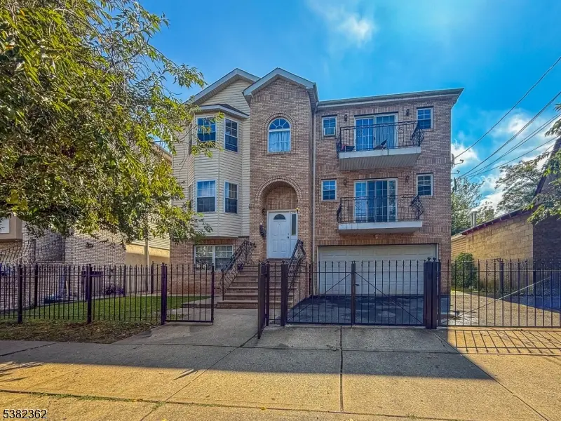 336 S 10Th St, Newark City, NJ 07103