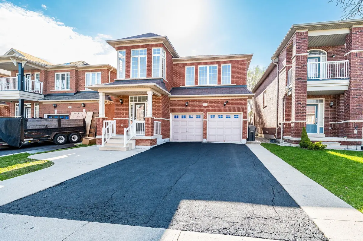 15 Hybrid ST, Brampton, ON L7A 0L5
