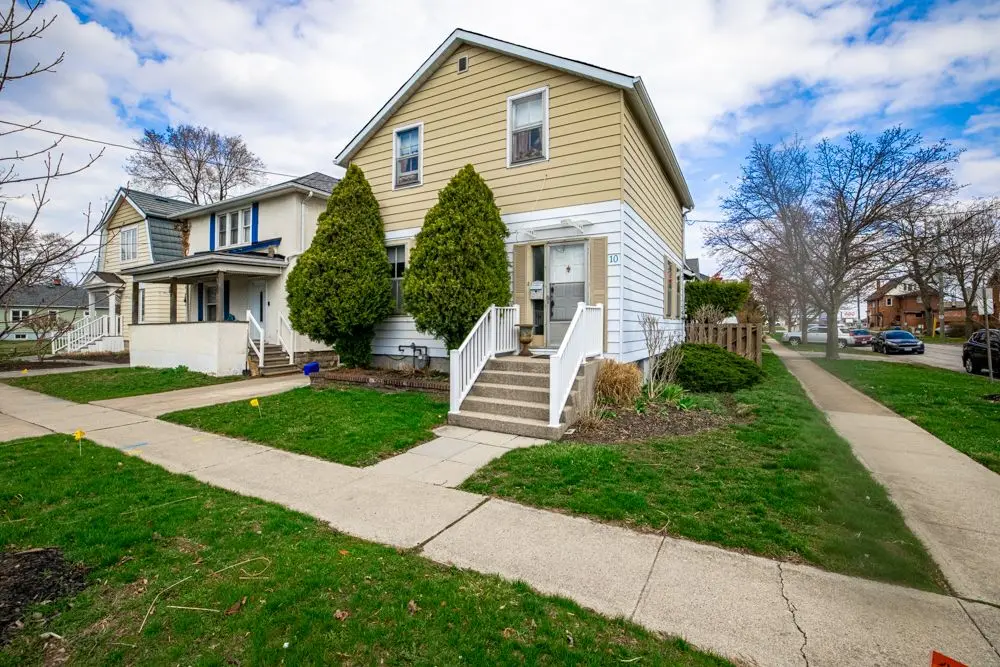 10 Wiley ST, St. Catharines, ON L2R 4E5