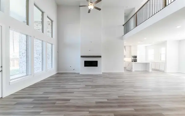 2012 Casting Ridge, Mesquite, TX 75181