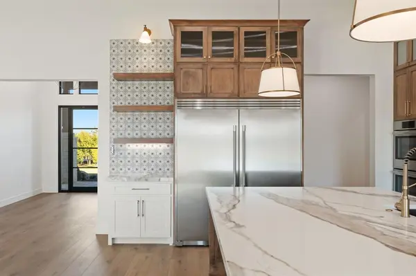 300 Ryker Lane, Gunter, TX 75058