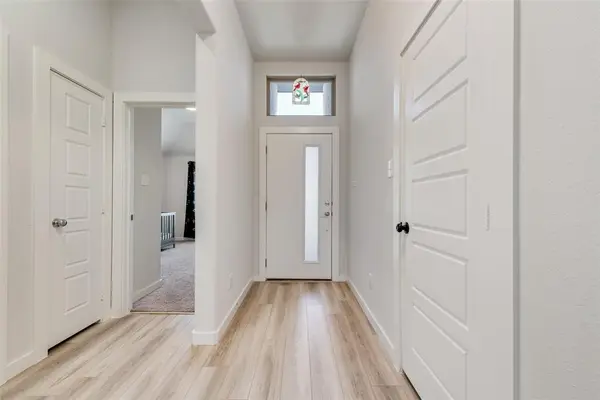 209 Little Bridge Drive, Lavon, TX 75166