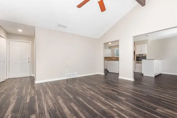 6908 Briardale Drive, North Richland Hills, TX 76182