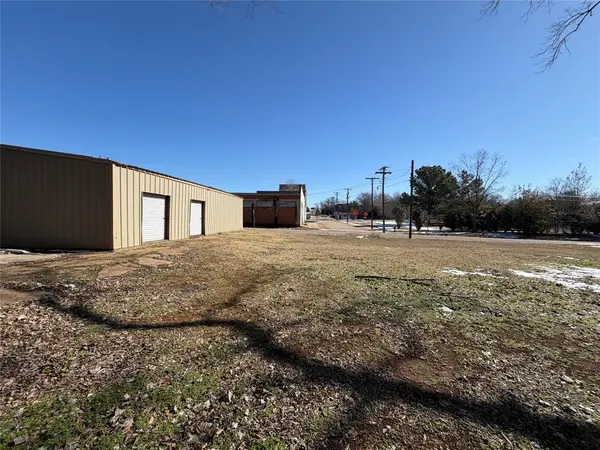 269-306 2nd Street SW, Paris, TX 75460