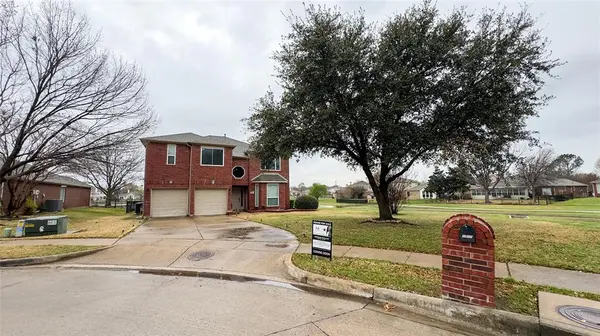 2700 Crater Lake Lane, Denton, TX 76210